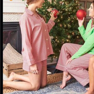 NWT Ellie O Gingham Pajama Set Includes drawstring shorts and button down top.